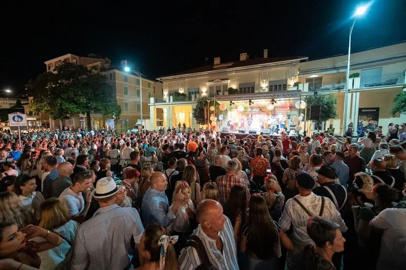 Četrnaest lokacija za ugostiteljske punktove na RetrOpatiji 2026. godine