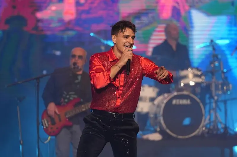 Adi Šoše i AL Music Band: konačno dokaz da je nostalgija najprofitabilniji proizvod na tržištu