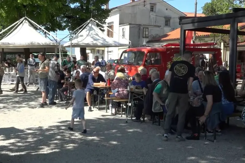 Tisuću tristo porcija fažola na Praznik rada u Kastvu.