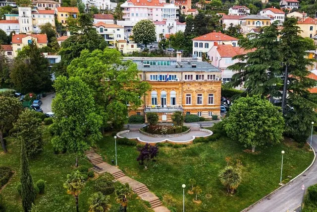 Opatijska diplomatska gimnazija: prvi srednjoškolski program za buduće premijere